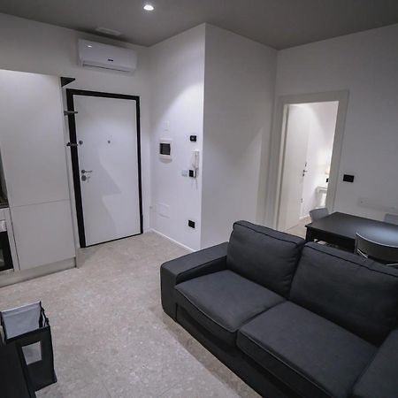 De Luca 6 Apartments Salerno Kültér fotó