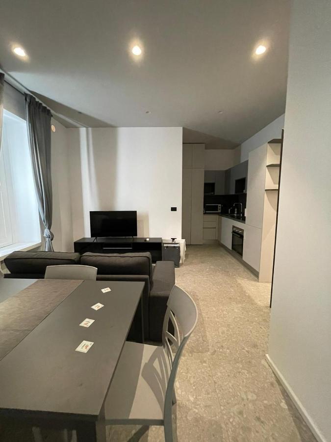 De Luca 6 Apartments Salerno Kültér fotó