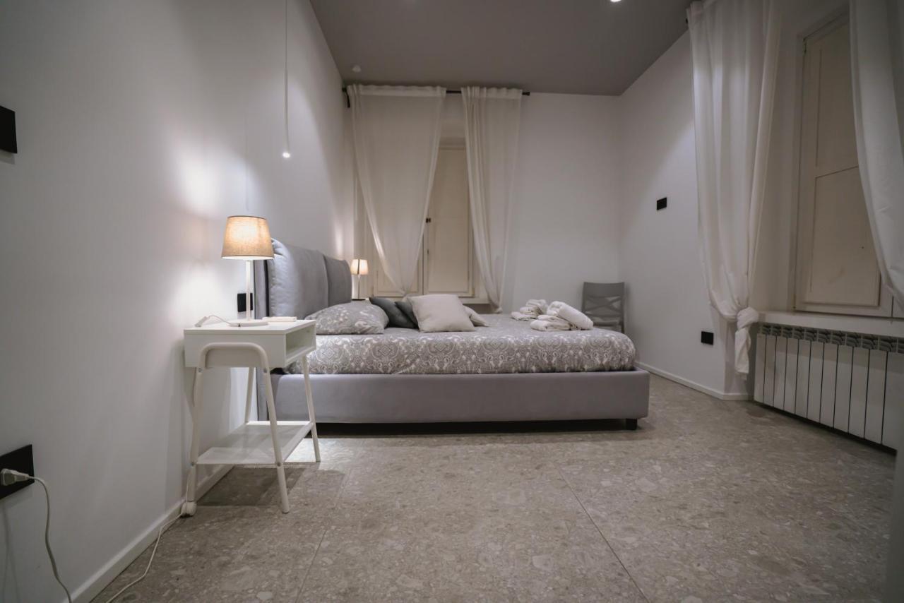 De Luca 6 Apartments Salerno Kültér fotó