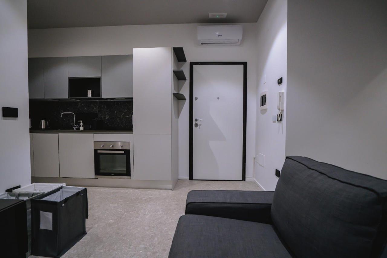 De Luca 6 Apartments Salerno Kültér fotó